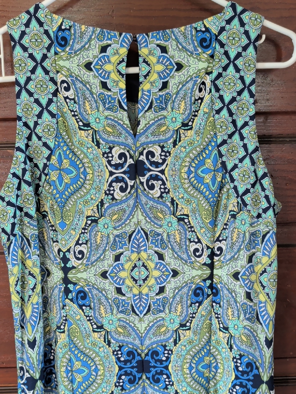 Blue and Green Paisley Patterned sleeveless Maxi Dress - Picture 6 of 7